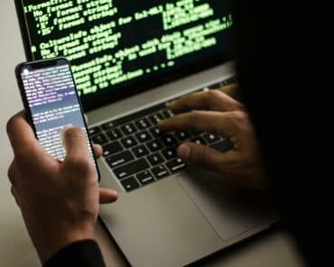 Qui sont les « scam baiters », ces justiciers du web ?