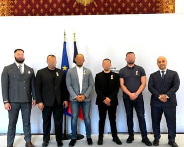 Des agents de Protection Rapprochée (APR) reçoivent la Médaille de la Sécurité Intérieure