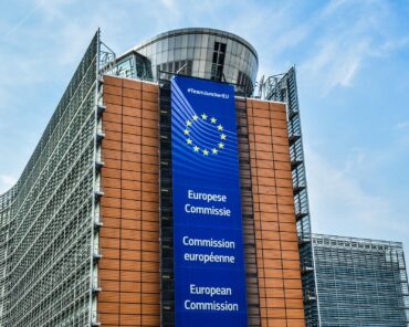 Renseignement européen : la France s’oppose à un projet de la Commission