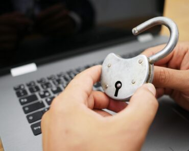 Des « Diplomatic dinner », version malware