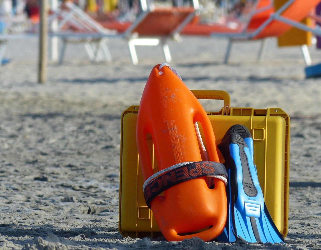 Les agents de sécurité privée peuvent-ils aussi surveiller les plages ?