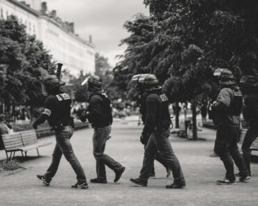 L’ancien Préfet Lallement prévient : vers un probable retour des Gilets Jaunes
