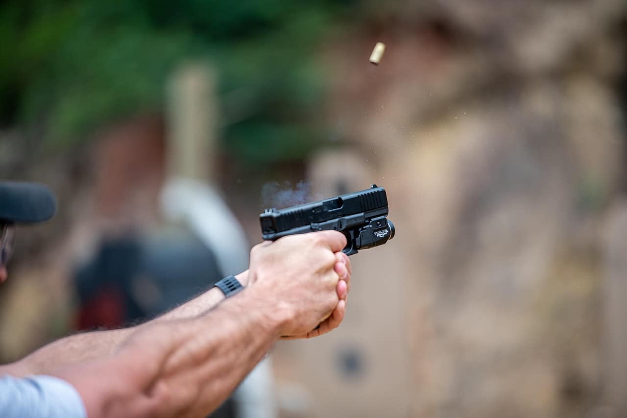 Zoom sur l’agent de protection rapprochée armée (APRA)