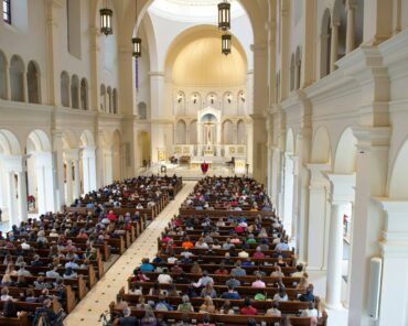 Pourquoi la justice a autorisé la messe en mémoire du maréchal Pétain