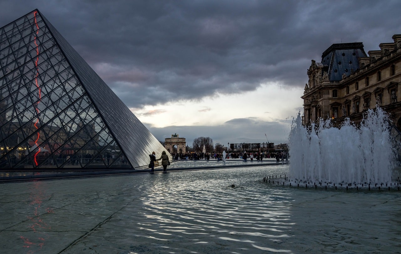Affaire du Louvre, la réglementation sur la vidéosurveillance doit-elle évoluer ?