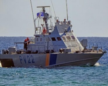 Zoom sur le métier d'agents de sécurité armée pour les transports maritimes.