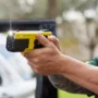 Expérimentation dans la sécurité des transports : des agents de sûreté SNCF et RATP équipés de taser